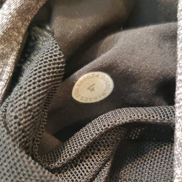 Lululemon Women's On The Fly Jogger Pant Full Length Size 4 Drawsting - Picture 10 of 10